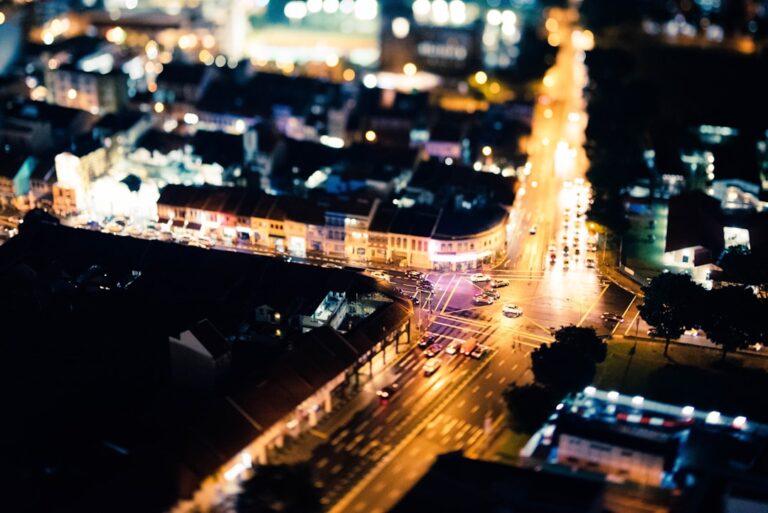 Motoryzacyjne wyzwania smart city – co prezentują europejskie wydarzenia?
