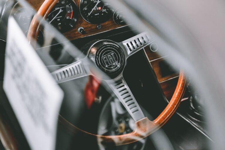 Rekrutacja do branży automotive – jakie kompetencje są dziś kluczowe?