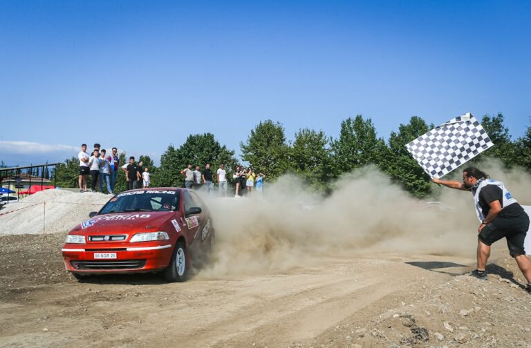 Porady: Jak dbać o samochód z silnikiem diesla zimą?